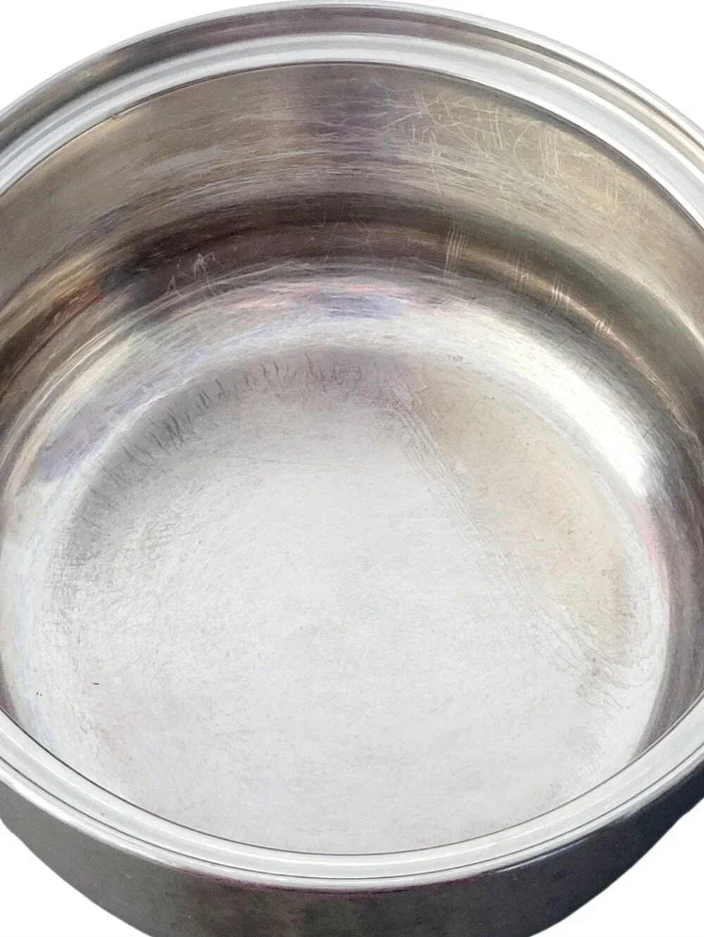 2 Quart Chef's Mark Cookware Stainless Steel Saucepan Bell-Shaped Body With Lid.